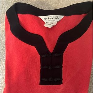 Mistook tunic 2X, coral with black trim